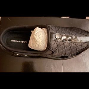 Easy Spirit Traveltime 409 mule